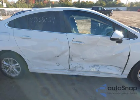 2017 Chevrolet Cruze Lt Auto z USA, uszkodzony, nr VIN 1G1BE5SM4H7117745